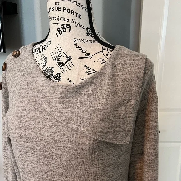 NWOT Women’s Long Sleeve Tunic Top Lightweight Sweater - Picture 9 of 13